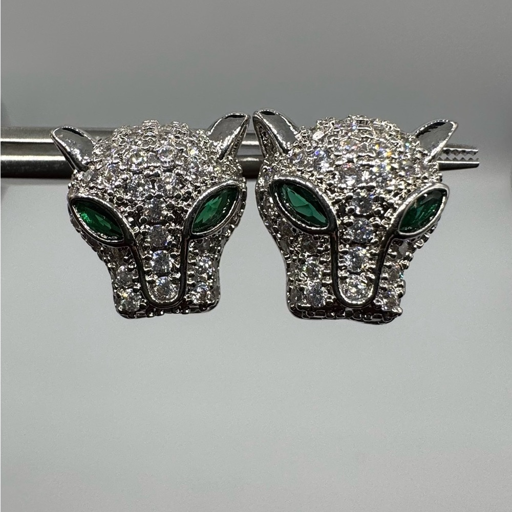 Panther Earrings - Picture 4 of 9